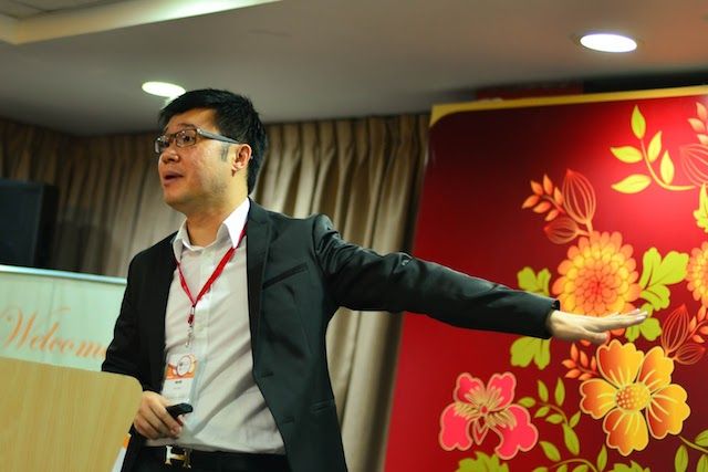 Alan from Impossible Marketing presenting