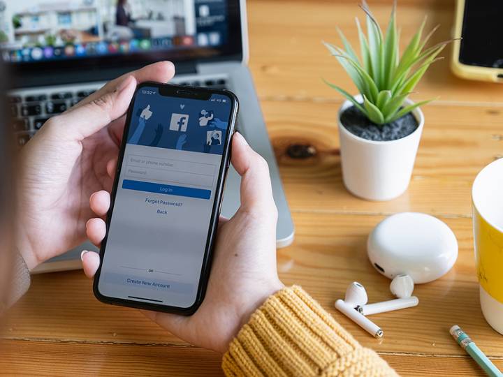 Maximising Your Facebook Campaign Budget With Cost Control