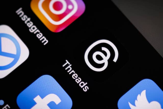 Instagram Threads: Innovating Texts & Conversations