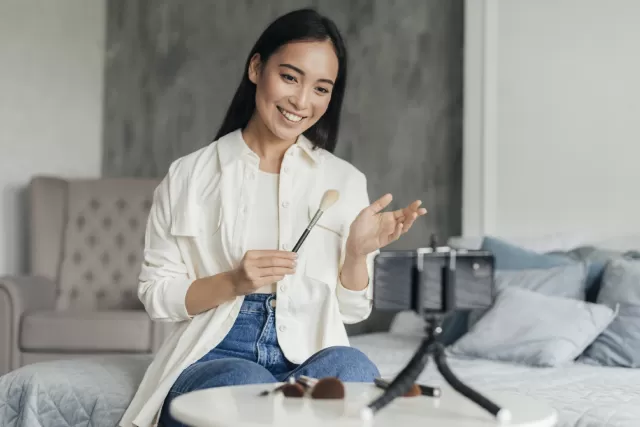 Best Live Streaming Influencers In Singapore