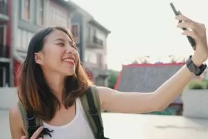Top YouTubers In Singapore To Keep You Entertained