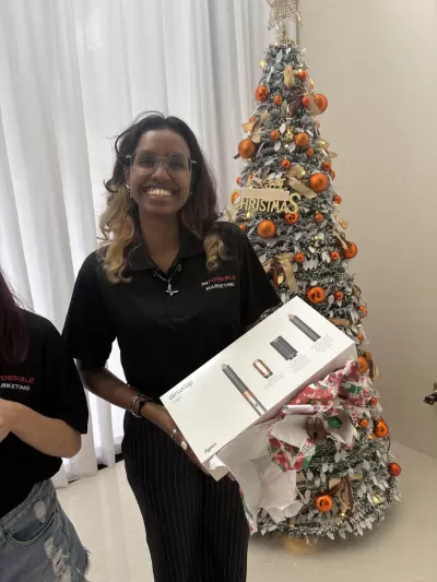 The highlight of the night went to Kavitha, who won the prize everyone secretly hoped for, a Dyson Airwrap.